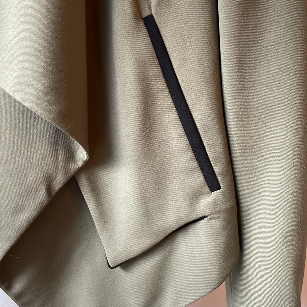 Reese + Riley olive blazer - Picture 4 of 5